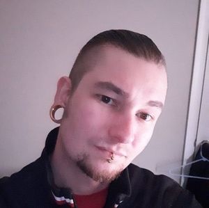 Meet your Posher, Chuck